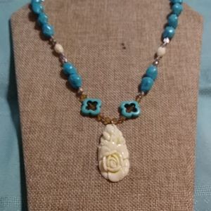 NWT-MOJAVE-TURQUOISE/TRIADACNA SHELL, NECKLACE/ EAR. STERLING SILVER. 26 IN. L